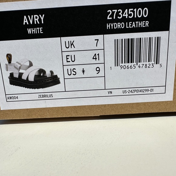 NWT Dr. Martens Size 9 White Avry Hydro Sandals - Picture 9 of 9
